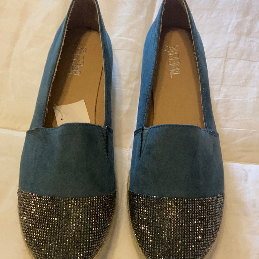 Women’s shoes
